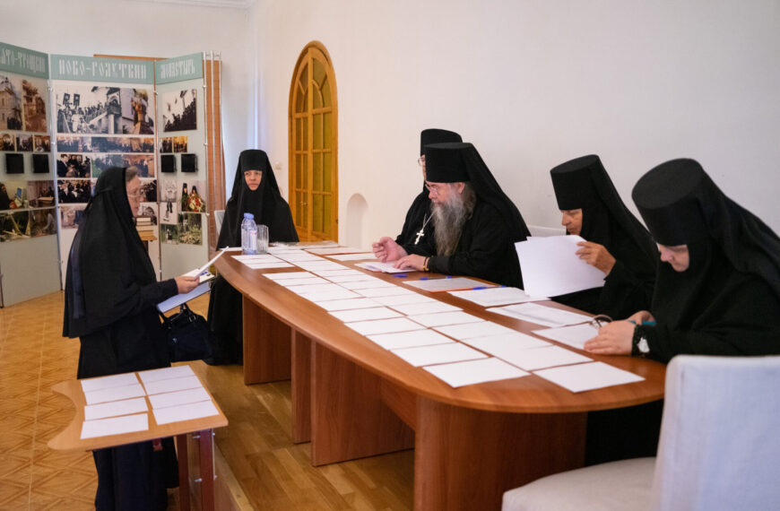 Курсы базовой подготовки в области богословия для монашествующих